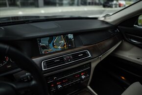 Bmw 750Li - 14