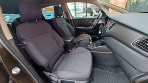 Kia Carens 1.6 GDi 99kW Gold - 14