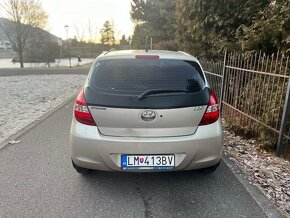 Hyundai i20 1 majitel 188.oookm - 14