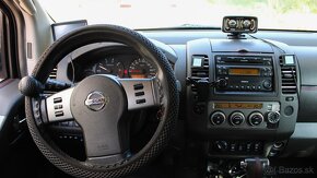 Nissan Navara 2.5 Automat, 128kW - 14