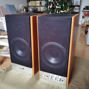 Predám aktívne HI-FI reproduktory Genius SP-HF2000X - 14