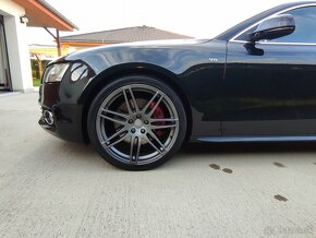 Audi S5 4,2 FSI V8 - 14