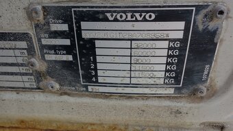 Prodám VOLVO FM 11.450 6X4 EURO 5 - sklápěč 12 m3 S1 - oteví - 14