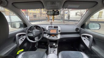 Predám toyotu rav 4 2011 - 14