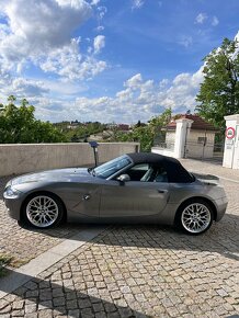 Predám cabrio BMW z4 2,5i 141kw e85 - 14