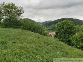 Pozemok v prírodnom prostredí s výhľadom nad obcou Zubák n - 14