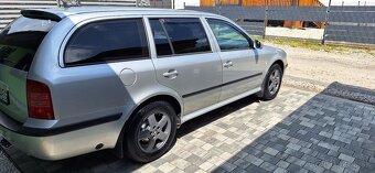 Škoda Octavia combi benzín/ lpg - 14