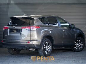 ⭐ TOYOTA RAV4 ⭐ 4x4 benzín - 14