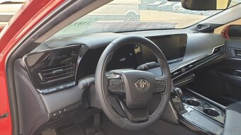 Toyota Mirai Hydrogen - 14