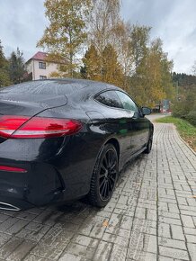 mercedes c220d Coupe 4 matic - 14