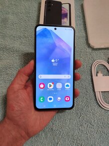 Predám Samsung Galaxy A55 128GB,8GB RAM - 14