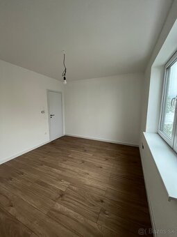 Ponúkame na prenájom dvojizbový byt/kanc. 50m2 v Starej Byst - 14