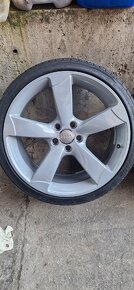 Audi Rotor WSP ITALY 5x112 r19 Pneu.235/35 - 14