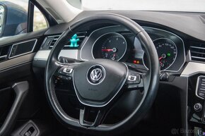 Volkswagen Passat Variant 2.0 TDI Highline DSG - 14