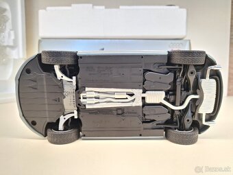 1:18 AUDI TT COUPE - 14