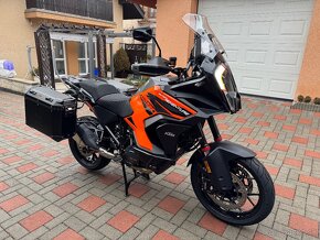 KTM 1290 Super Adventure S - 14