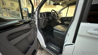 Ford Tourneo Custom Titanium + tažné - 14