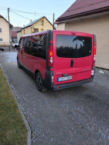 Predám opel vivaro 2.0 TDI   ,  84kw - 14