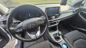 Hyundai i30 Fastback 1.4 T-GDi Style Zaruka - 14