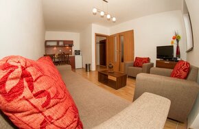 krásny 2-izbový apartmán s balkónom - 14