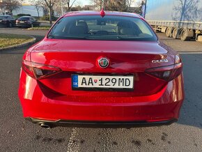 Alfa Romeo Giulia 2.2 diesel 110 kW,manuál prevod.OdpočetDPH - 14