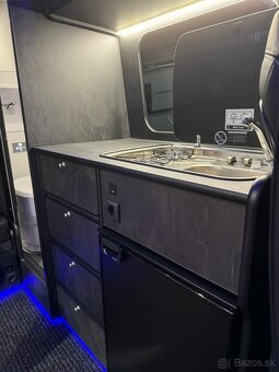 Mercedes - Benz Sprinter 319 CDi Camper Family - 14