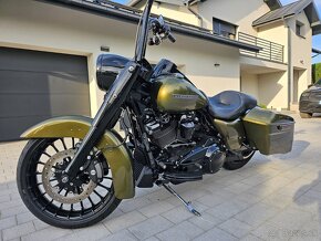 Harley Davidson Road king - 14