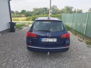 Opel Astra Sport Tourer - 14