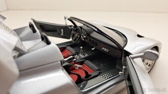 1:18 FERRARI F50 SILVER - 14