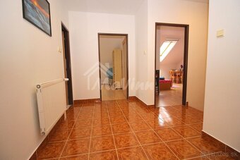 PREDAJ 6 izb DOM NEMŠOVÁ s pozemkom 329 m² - 14