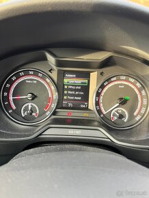 Škoda Octavia Combi 2.0 TDI RS DSG 4x4 - 14