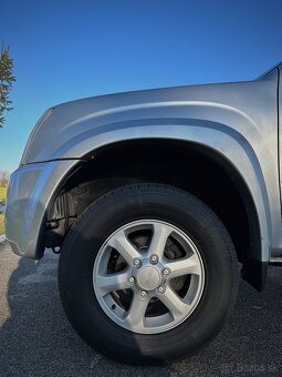 Isuzu D-Max 2.5 Td 136ps • 4x4 • manuál • SingleCab • 4M • - 14