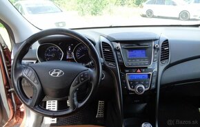 Hyundai I30 Coupe 1.6 CRDi DOHC 16V Comfort - 14