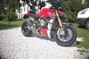 Ducati Streetfighter V4S - 14