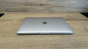 Apple MacBook Pro 13" Touch Bar 2019 Silver - 14