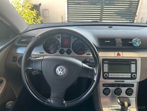 Volkswagen Passat 2.0 TDI Highline DSG - 14