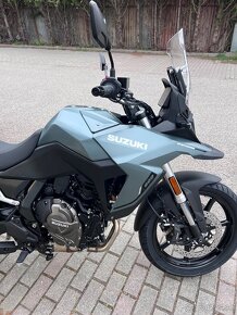 Suzuki V-STROM 800 - 14