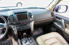 Toyota Land Cruiser V8 4.5 I D-4D Lux 7m - 14