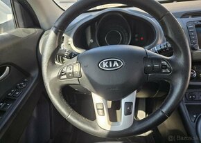 Kia Sportage 2.0-KAMERA-NAVI-PANORAMA-4x4 - 14