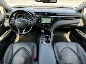 Toyota Camry 2.5 VVT-i 133kW Executive | MY2020 | 121tisKm - 14