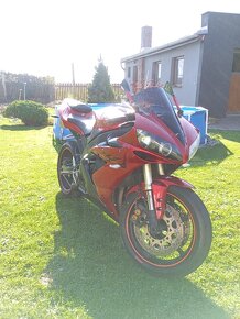 Yamaha R1 v TP 35kW - 14