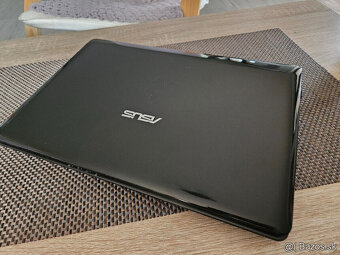 Asus N61D 16" - 14