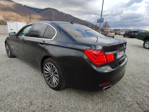 BMW Rad 7 740d - 14