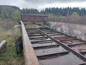 Predávam traktor Hrabačku rozdružovač na balíky a iné - 14