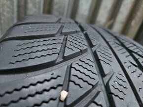 Zimné pneumatiky Bridgestone Blizzak LM001 - 215/55 r17 - 14