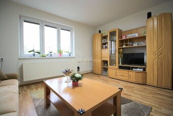 PREDAJ dom s garážou a pozem. 2342m² Chudá Lehota - 14