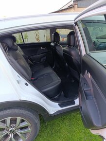 Predam Kia Sportage Eco-GPL 1,6i 100kW benzin+LPG(ORIG. KIA) - 14