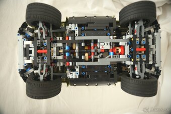 Lego Technic Land Rover Defender - 14