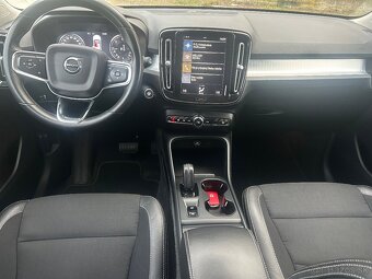 VOLVO XC40 MOMENTUM D3 AUTOMAT - 14