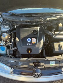 Volkswagen GOLF 4 - 14